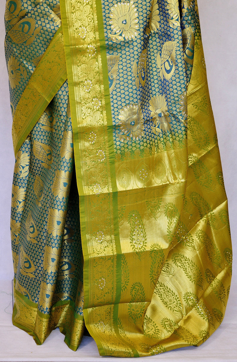 Green  Colour  Kanchipuram Silk Saree With Stones