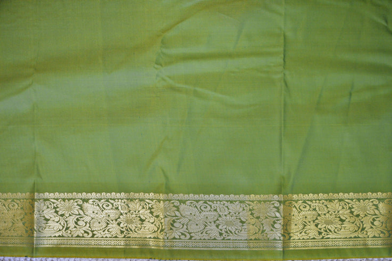 Green  Colour  Kanchipuram Silk Saree With Stones