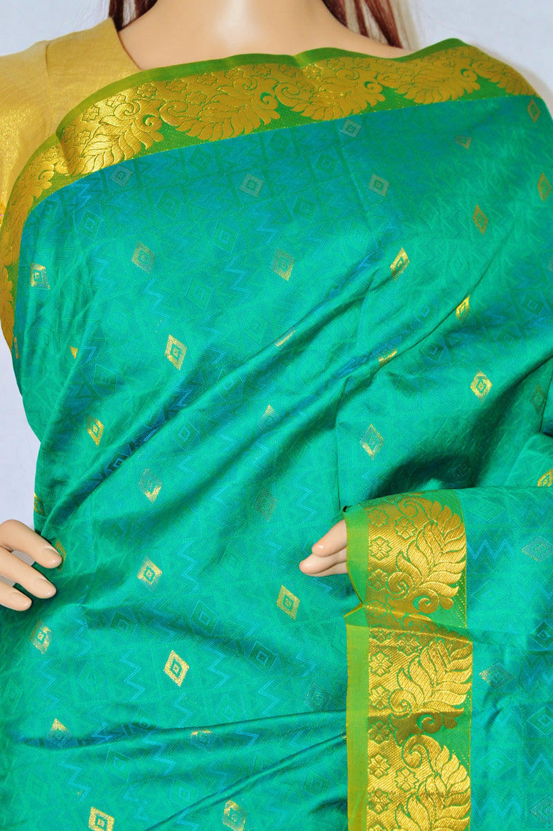 Lovely Green & Gold Colour Kanchipuram Silk Saree