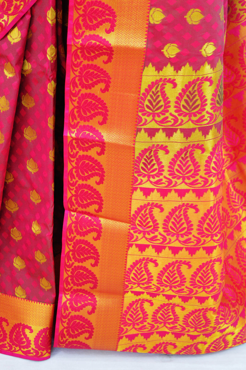 Magenta & Gold Colour Kanchipuram Silk Saree