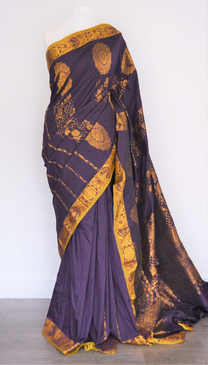 Stunning Dark Aubergine Purple Colour Silk Saree